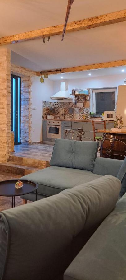 Apartment Fiora Kaštela Kültér fotó
